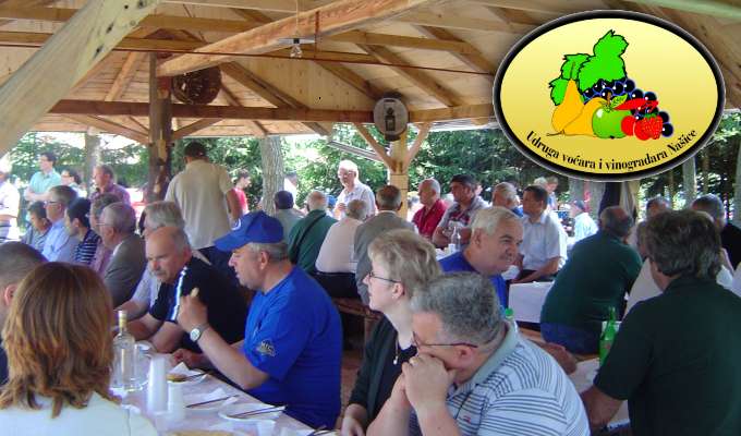 Poziv na proslavu Udruge voćara i vinogradara Našice