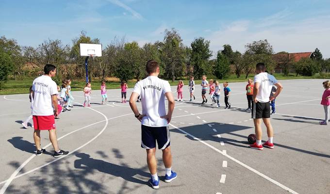 Igrači i uprava NK "Motičina" posjetili dječji vrtić Zvončić u Donjoj Motičini