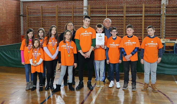 U Bizovcu održano Županijsko natjecanje u šahu za osnovne škole 2018./2019.