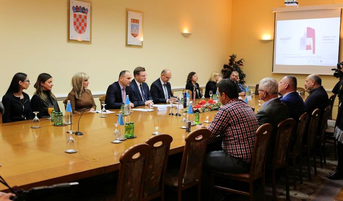 Osječko - baranjska županija najuspješnija po povlačenju sredstava iz programa „Zaželi“