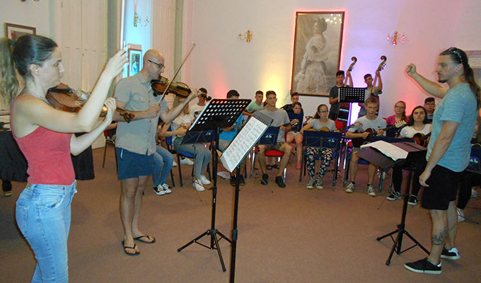 Tamburaški orkestar nastupa u Beču i Šopronu