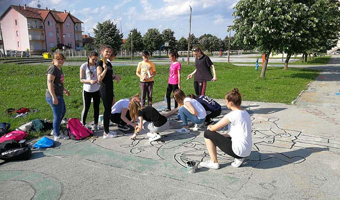 Oslikavanje školskog dvorišta