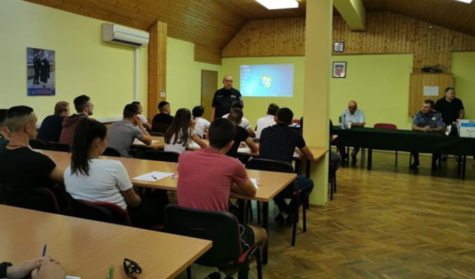 Testiranje kandidata za zanimanje policajac/policajka