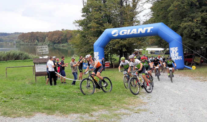 Članovi biciklističkog kluba Našice vozili utrku u Virovitici