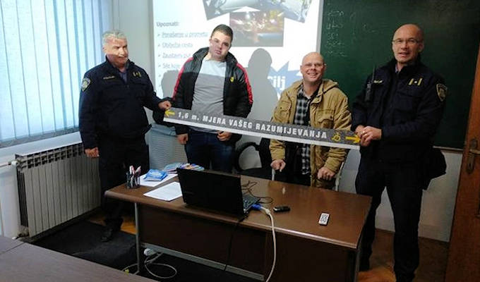 Edukativno izlaganje policijskih službenika i udruge invalida u našičkoj autoškoli