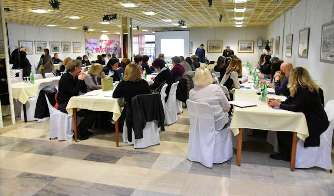 Veća minimalna plaća i manji PDV teme su današnjeg seminara